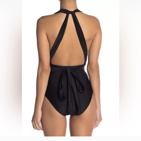 NWOT Nichole Miller Halter Black Ruched One Piece Swimsuit Size Med - Picture 2 of 6